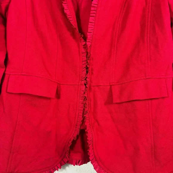 Chico’s  Carmine Red Ruffle Trim Ponte Blazer Jacket Stretch Pockets size S / 4 - Picture 5 of 13